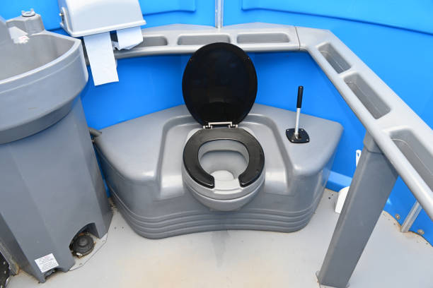 Best Portable toilet rental cost  in Lamont, MI